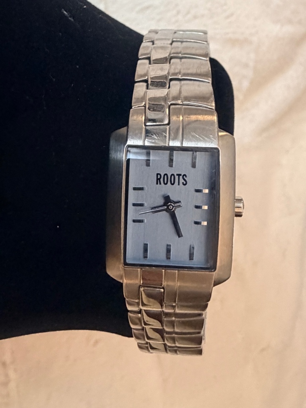 Y2K Vintage Roots Rectangle Stainless Steel Watch — Ice Blue Dial
